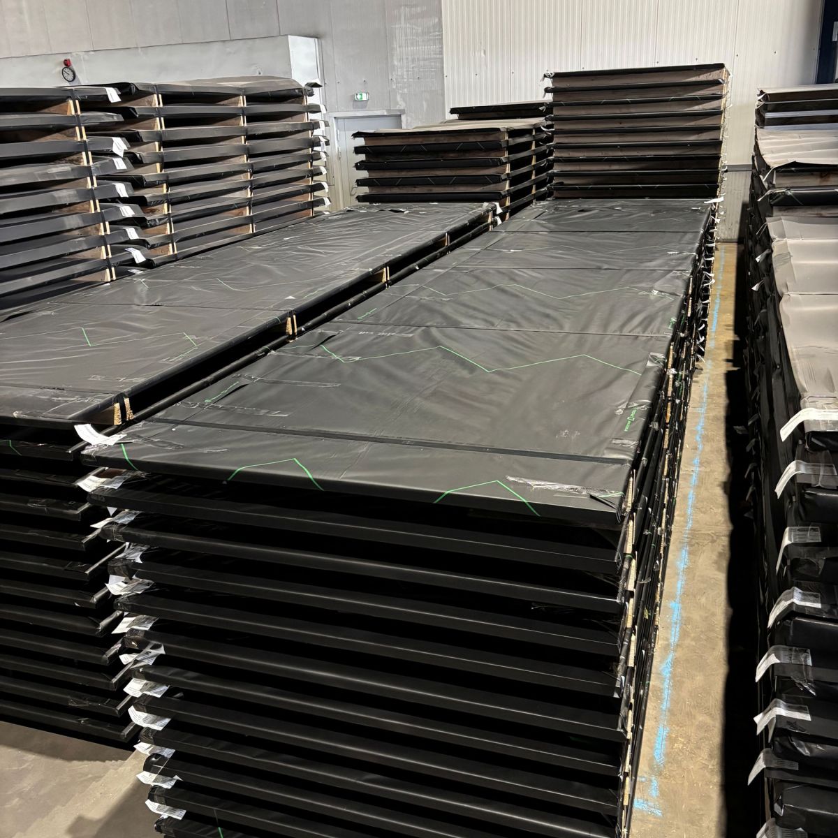 Metal Wrap, protection for steel and aluminium