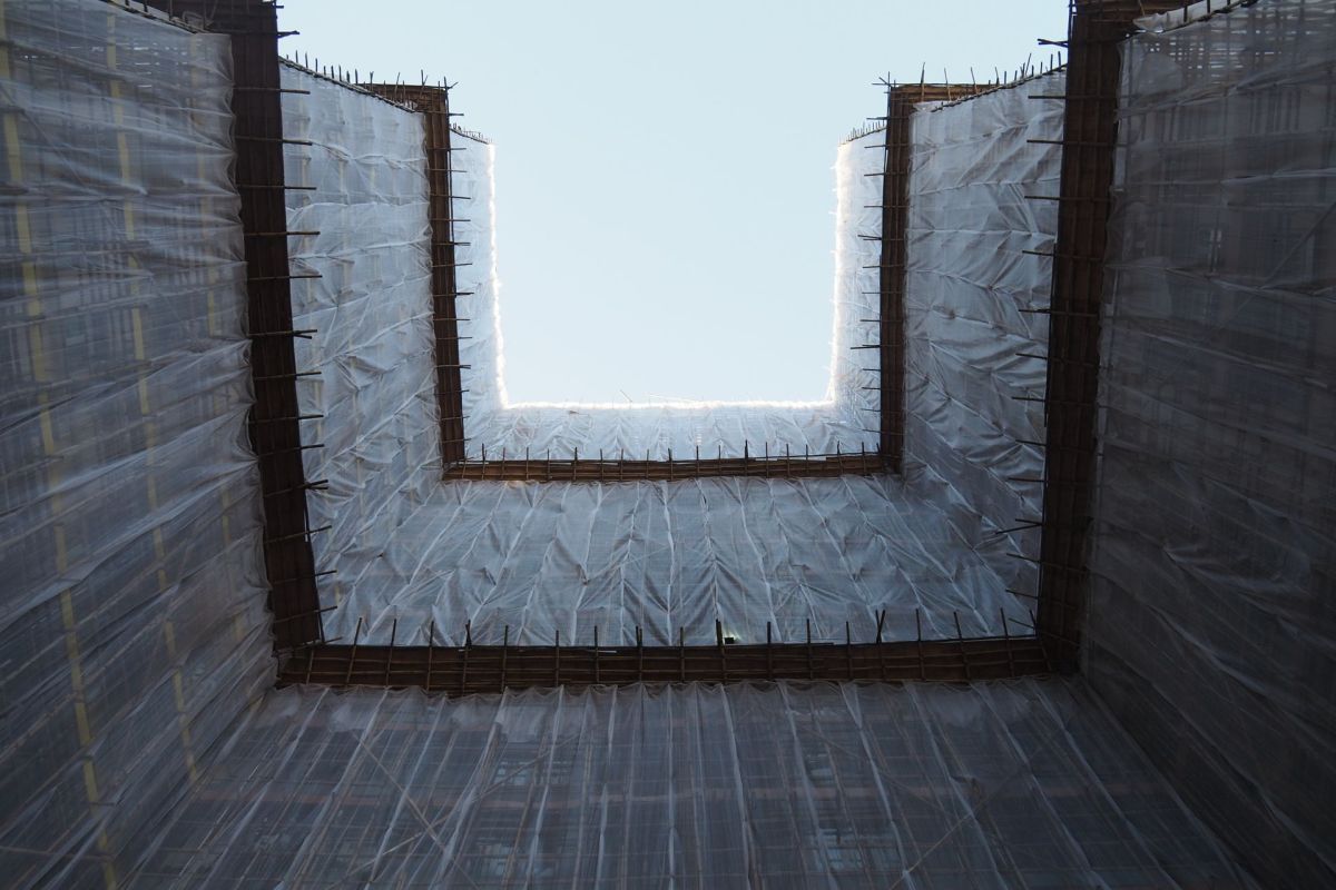 Scaffolding sheeting is specialized FR6 Flame Retardant , Tecpac